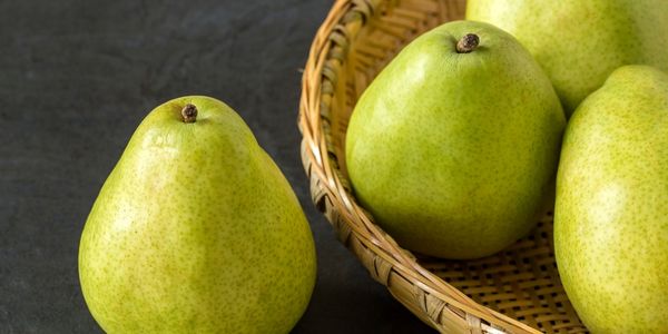 Green Anjou Pears is a fruit that starts with g